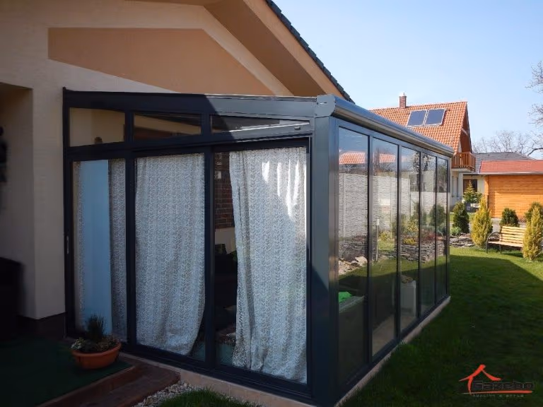 Pergola és pavilon anyagai és karbantartása